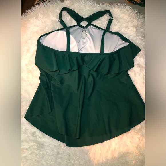 🌴💚Gorgeous Green Tie Front  Bikini Halter Top and shorts bottom set size 3X💚🌴 - Picture 8 of 16
